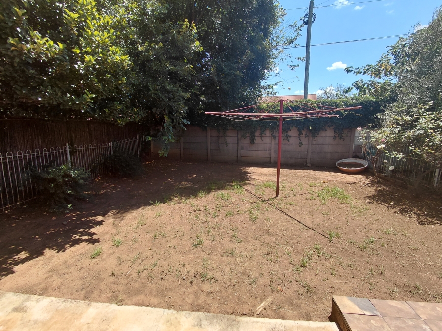To Let 2 Bedroom Property for Rent in Meiringspark North West